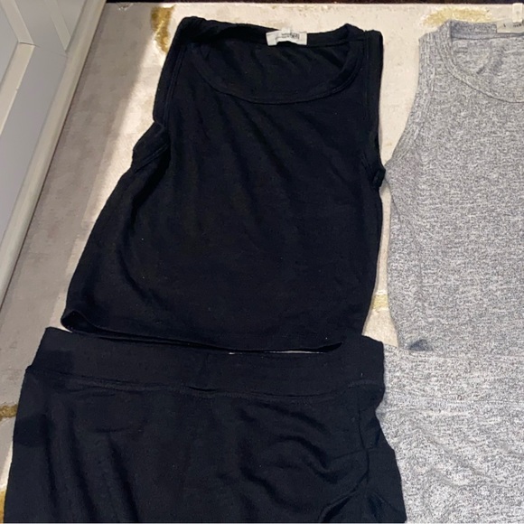 ARITZIA: Wilfred Free Tyra Skirt & Top (*BUNDLE) - Picture 4 of 6